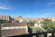 【3983】近Santa Eulalia（1号线）和法院三房一卫公寓30万出售
